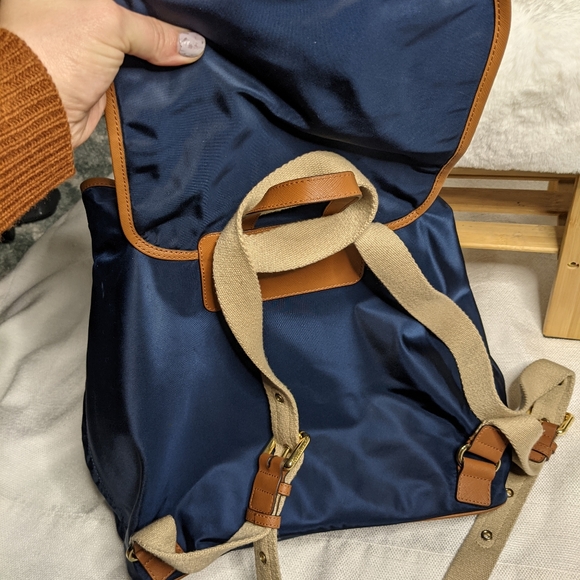 ⭕SOLD ⭕Michael Kors Medium nylon backpack - Picture 4 of 8